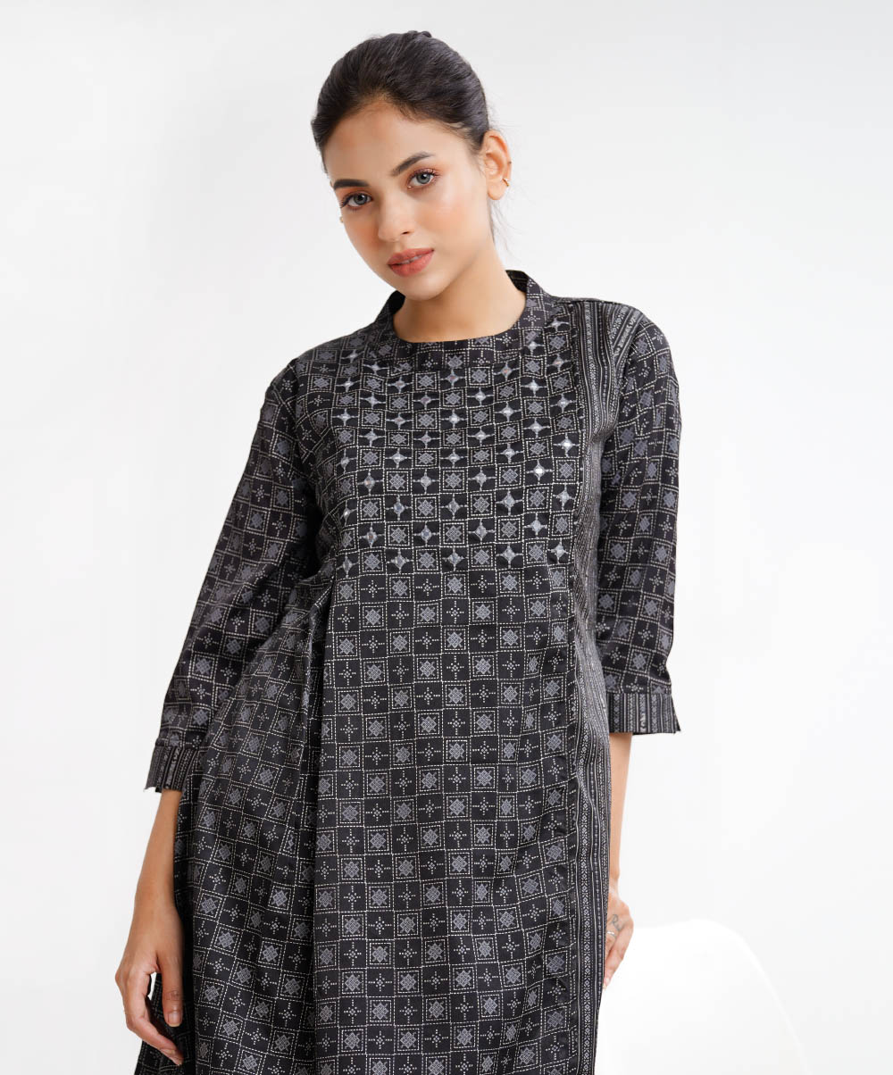 Black Crepe A-line Kameez -