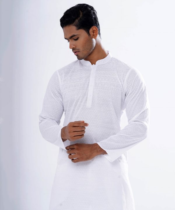 White all-over printed fitted Panjabi in Slab Viscose fabric. Designed with a mandarin collar and hidden button placket.