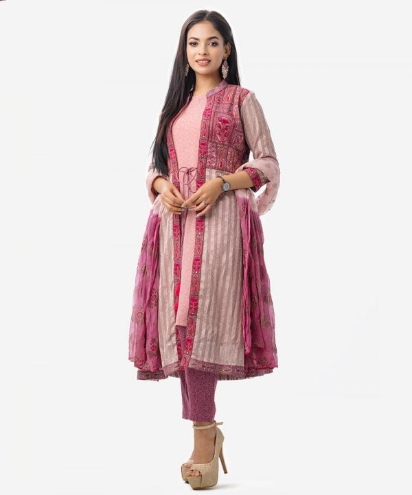 Women's ethnic printed salwar kameez in georgette fabric. Band collar, three-quarter sleeves, embroidery at front. Georgette Inner, siphon dupatta with crepe palazzo pants.