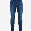 Men's jeans in cotton spandex denim fabric. Five pockets, button fastening on the front and zipper fly.