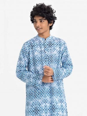 Teen boys printed fitted panjabi in cotton fabric. Mandarin collar with inseam pockets.