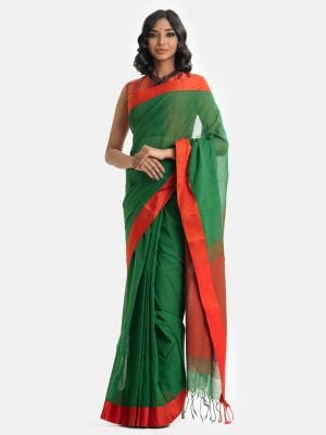 Green saree with Red par in cotton fabric. Fringe trim at the border of anchal.