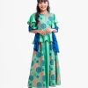 Kid girls printed ghagra choli set in crepe fabric. Butterfly sleeved top with karchupi at front. Tie-dye chiffon dupatta with ethnic printed skirt.