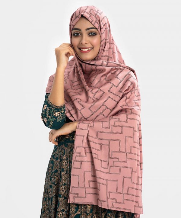 Women's printed hijab in crepe fabric.