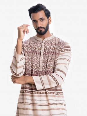 Men's geometric printed semi-fitted panjabi in viscose fabric. Mandarin collar with hidden button placket. Inseam side pockets.