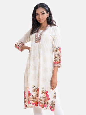 Women's floral printed kameez in viscose fabric. Contrast patch on V-neck with line stitching and three-quarter sleeves.