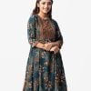 Women's A-line tunic in floral printed georgette fabric. Stand collar, three-quarter sleeves. Karchupi at front.