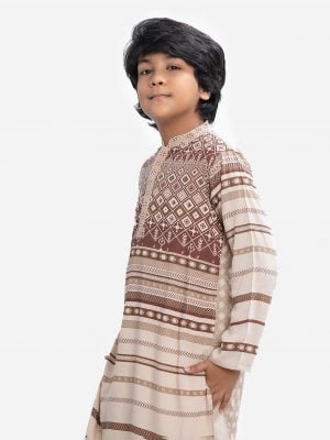 Kid boy's geometric printed panjabi in viscose fabric. Mandarin collar and inseam pockets.