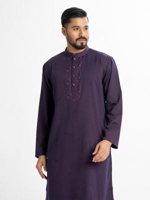 Men's premium fitted panjabi in jacquard fabric. Mandarin collar, inseam pockets and karchupi at the front.