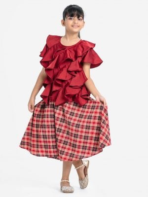 Kids girl woven set in georgette fabric. Layer ruffle tops with round neck, and an A-line skirt.