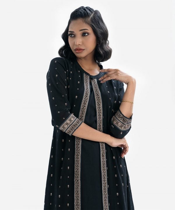 Front single button opening with karchupi work, stand collar, three-quater sleeved, printed georgette fabric shrug with crepe fabric attach tunic.