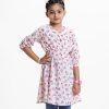 Kid girls A-line tunic in floral printed georgette fabric. Round neck, three quarter puff-sleeved and gathered waistline.