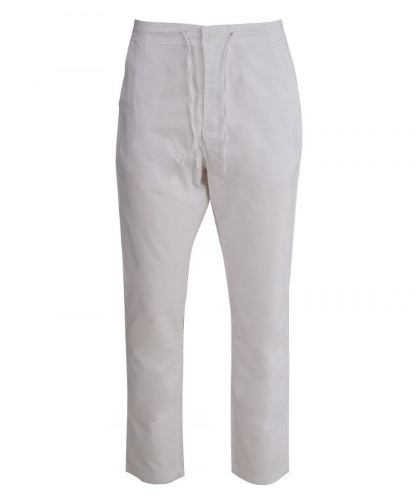 Men's semi-fitted pant pajama in cotton fabric. Two zipper fly side pockets and two back pockets. Concealed elasticated waistline with adjustable drawstring.