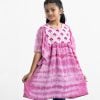 Kids girls tent style tunic in crepe fabric. Round neck, butterfly sleeved and karchupi at the front.