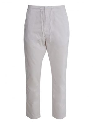 Men's semi-fitted pant pajama in cotton fabric. Two zipper fly side pockets and two back pockets. Concealed elasticated waistline with adjustable drawstring.