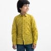 Kid boys printed long-sleeved shirt in cotton fabric. Classic collar and button fastening at the front.