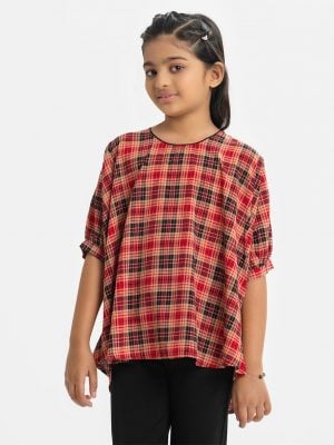 Kid girls plaid check kaftan style tunic in georgette fabric. Round neck, batwing sleeves and high low hem.