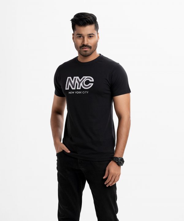 Men's t-shirt in cotton single jersey fabric. Crew neck, short sleeves. Print on the chest.